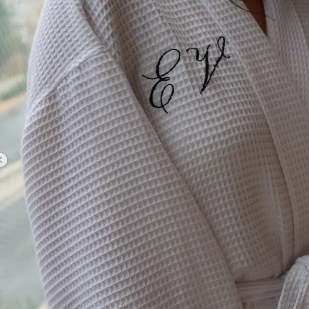 LIKE A CLOUD WAFFLE BATHROBE NO.1 - WHITE