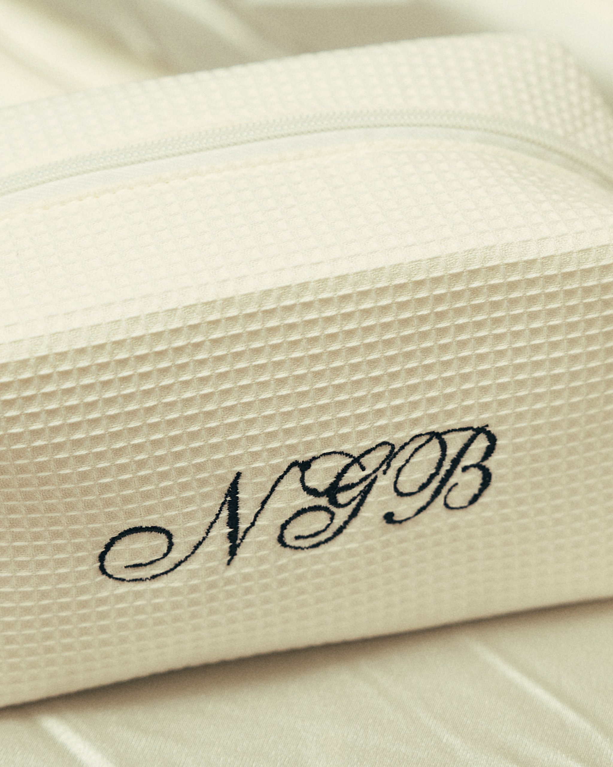 SIGNATURE MEDIUM WAFFLE BAG - INITIALS