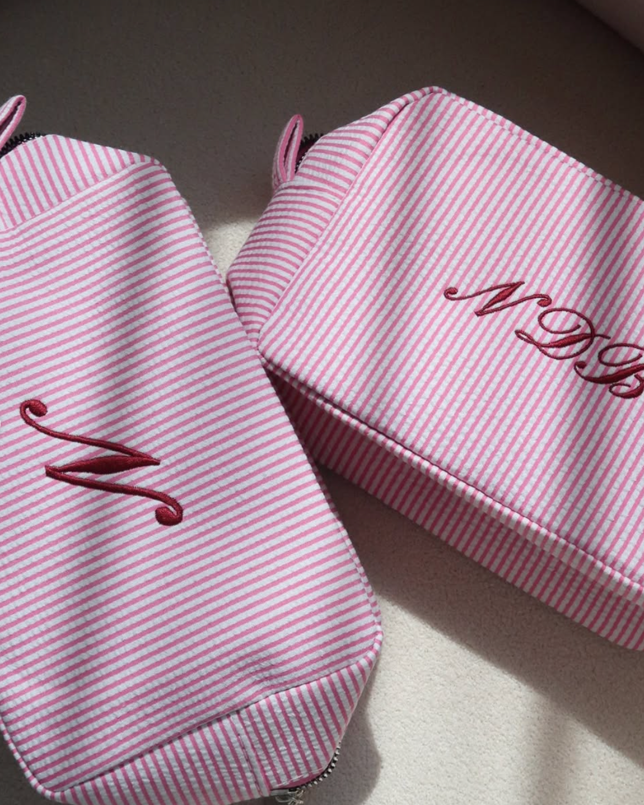 EVERYDAY STRIPE MAKEUP BAG - ROSE