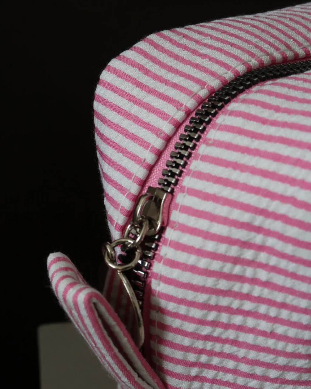 EVERYDAY STRIPE MAKEUP BAG - ROSE